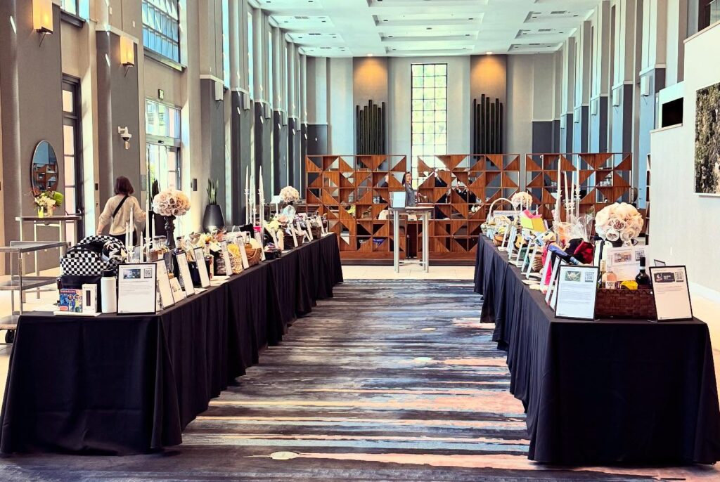 Auction tables